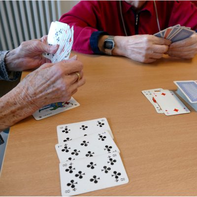 Spielerunde im Rudolf-Walter-Haus